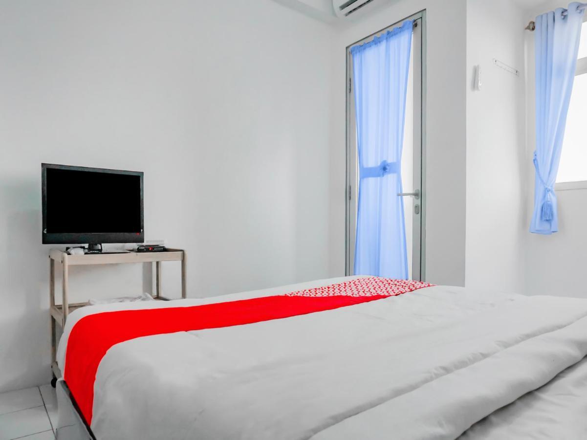 Oyo 90241 Sirooms Apartmen Gunung Putri Богор Екстер'єр фото