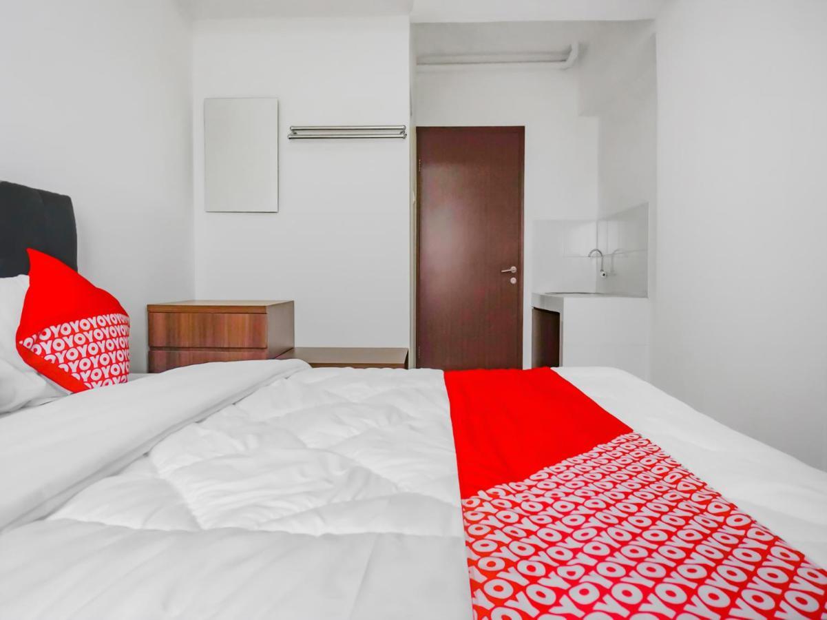 Oyo 90241 Sirooms Apartmen Gunung Putri Богор Екстер'єр фото